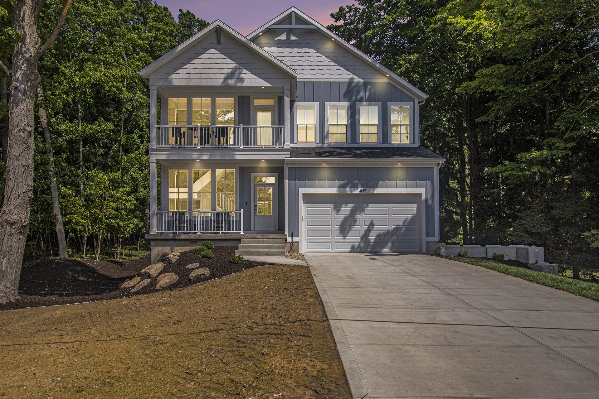 Lakeshore Grand Retreat